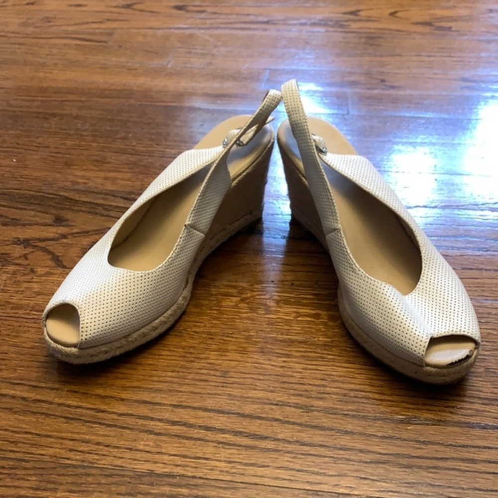 Graceland open toe wedged heel